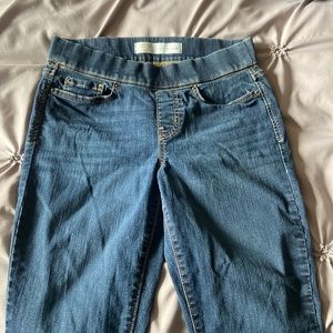 Bought thinking I would be able to fit into them one day